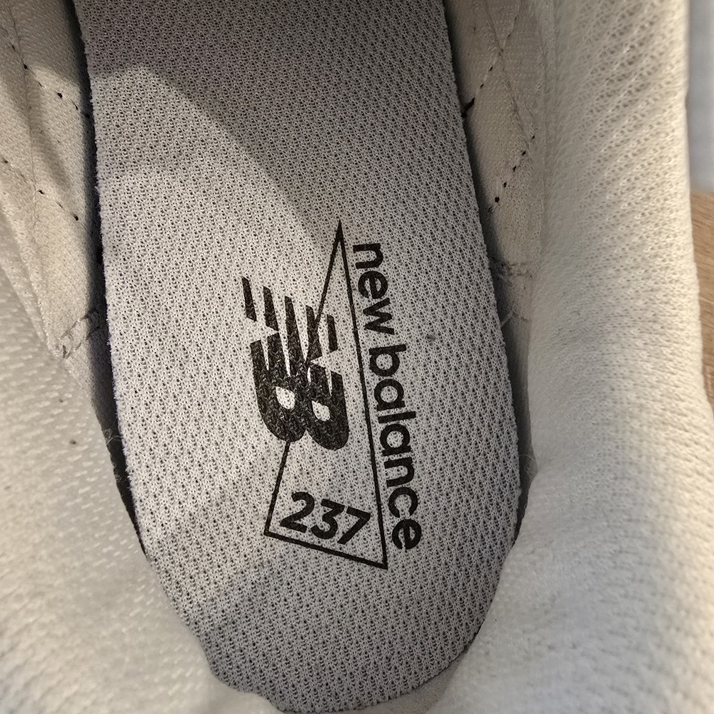 New Balance 237 - Picture 4 of 6